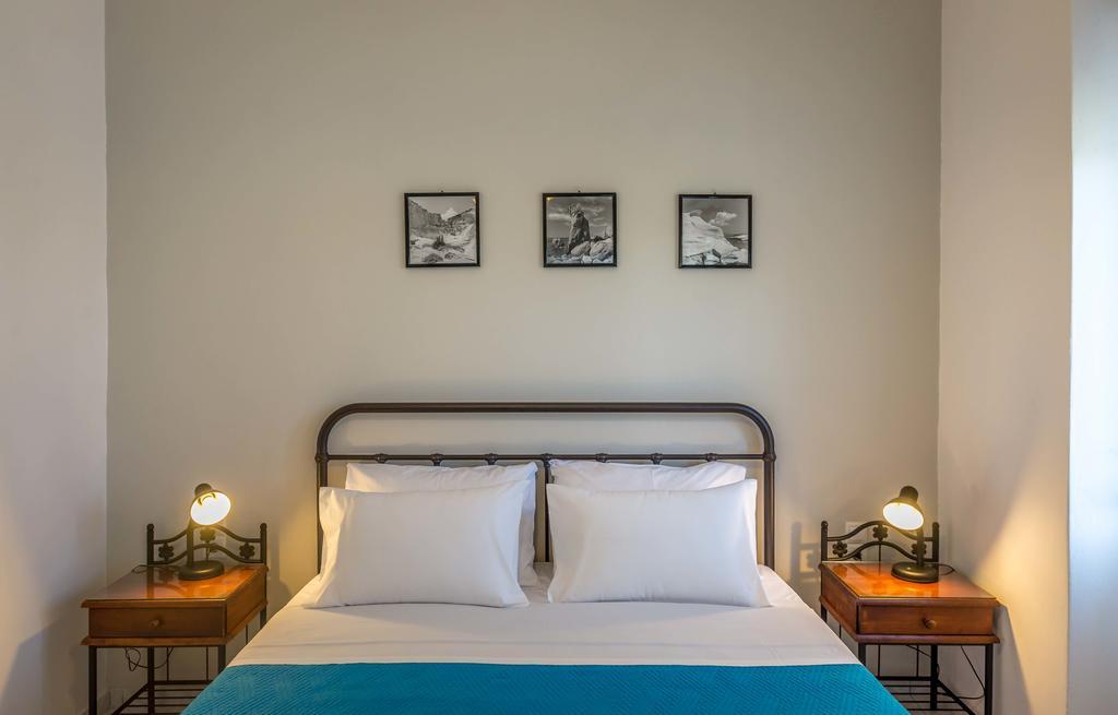 Hotel Delfini Адамас Экстерьер фото